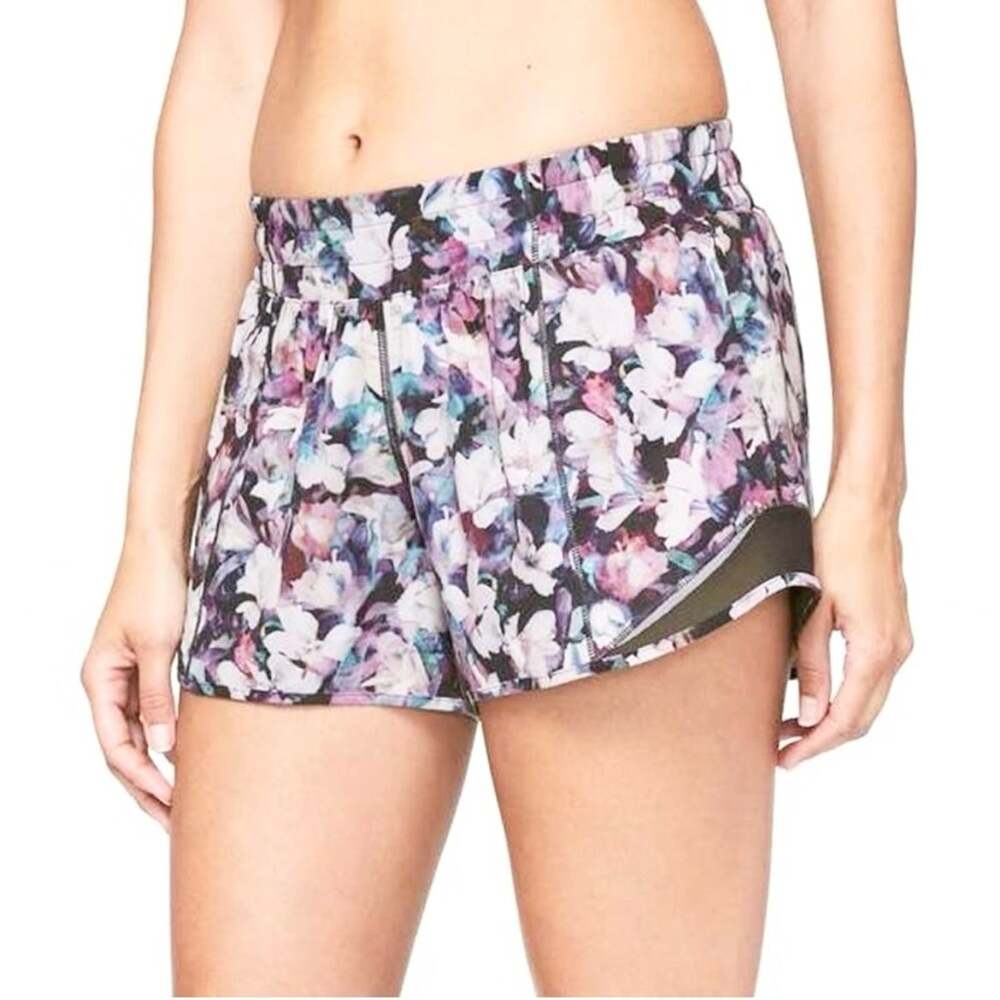 Lululemon 4T hottie hot shorts floral utopia mesh panel athletic athleisure